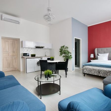 Premium Apartments By Hi5 - Astoria Square Budapest Luaran gambar