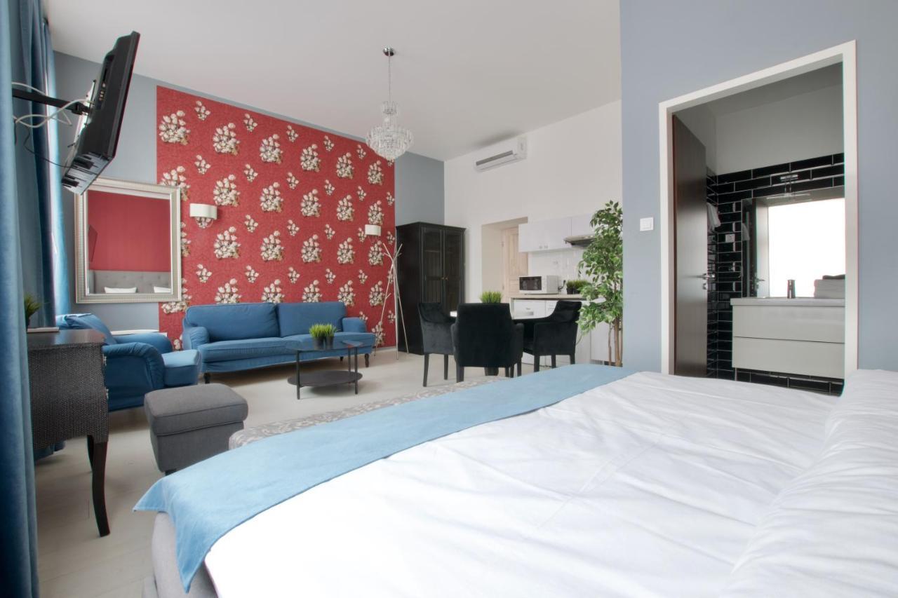 Premium Apartments By Hi5 - Astoria Square Budapest Luaran gambar